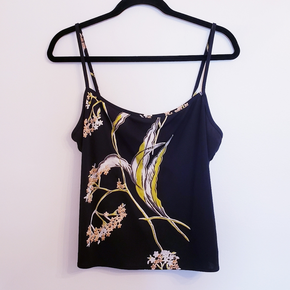 BCBG dressy sleeveless top size L